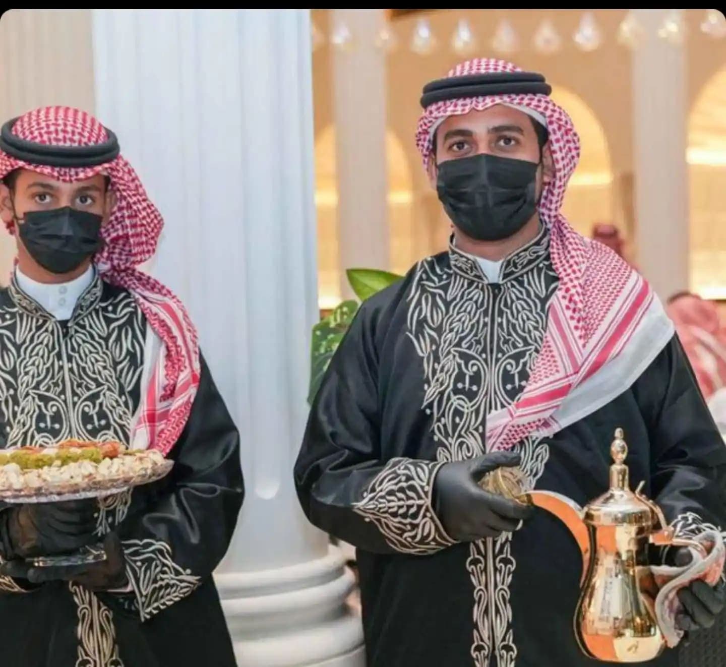 قهوجي الرياض متخصص في الضيافة العربية الأصيلة للمناسبات الرسمية